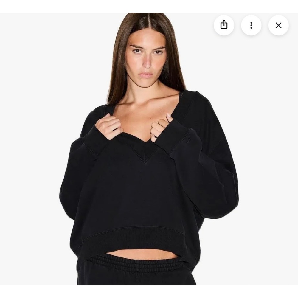 Skims Boyfriend Fleece V Neck Pullover Onyx Black Oversized Sweatshirt L/G